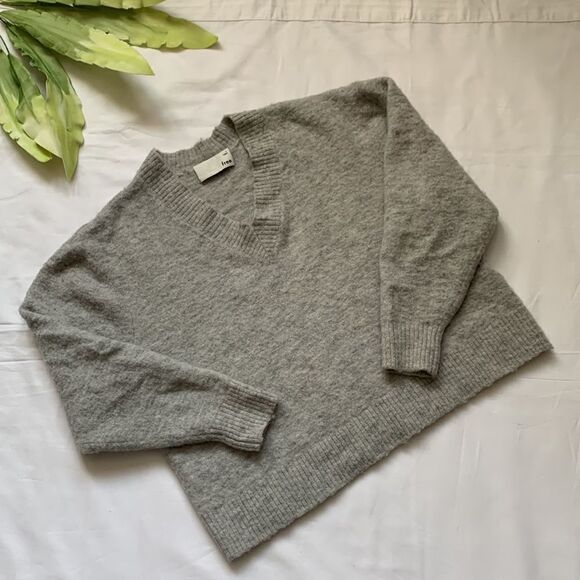 🌟ARITZIA Wilfred Free Krause Sweater🌟 - Picture 3 of 12